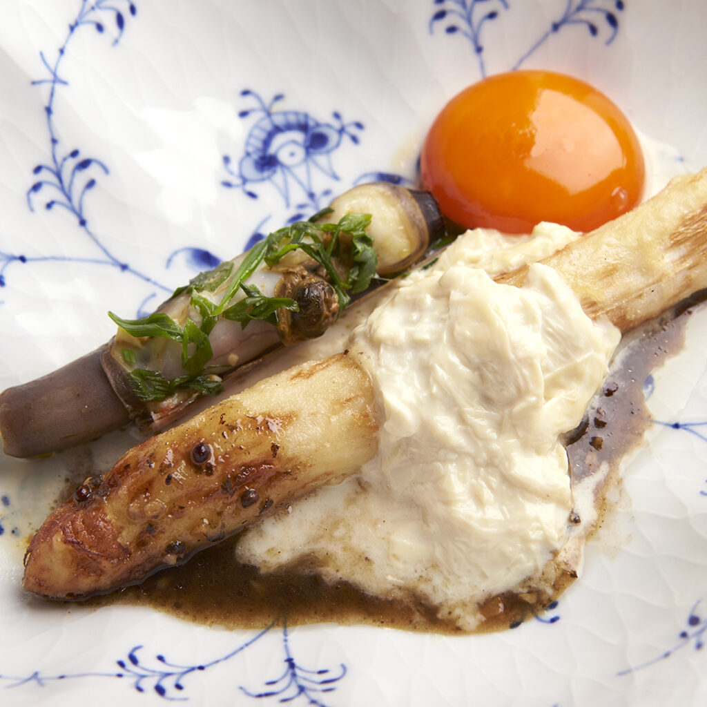 フランス産ホワイトアスパラ